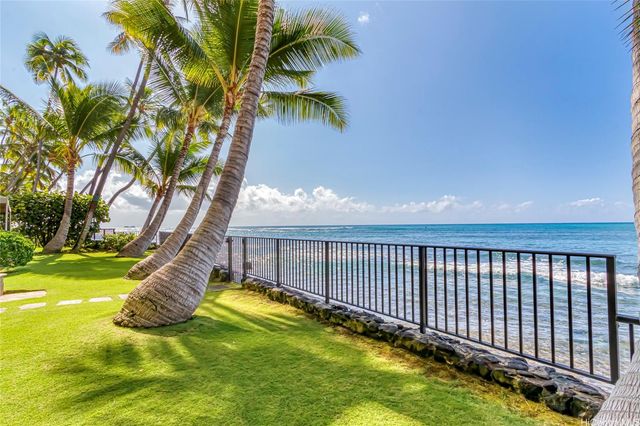 $1,650,000 | 2999 Kalakaua Avenue, Unit 202 | Diamond Head