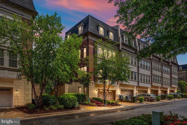 $4,895 | 512 Rampart Way, Unit 8 | National Harbor