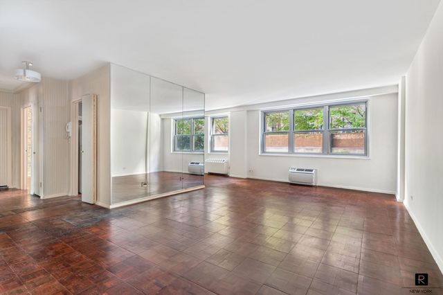 $765,000 | 433 East 56th Street, Unit 1B | Sutton Place