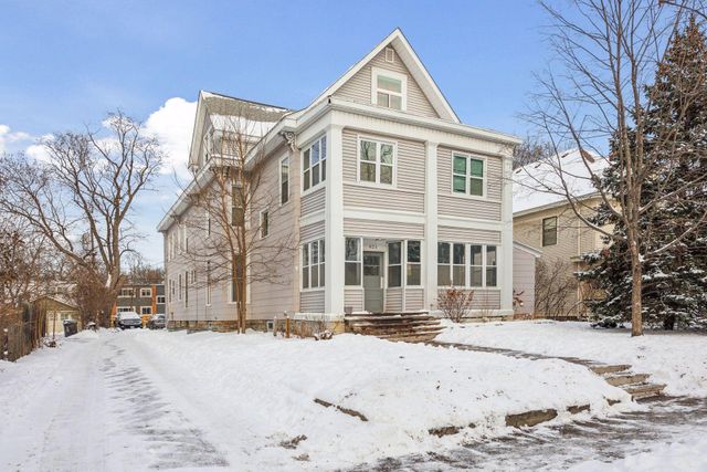 $920,000 | 421 6th Street Southeast | Marcy-Holmes