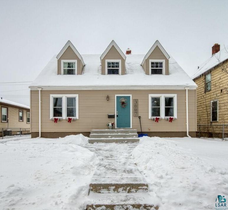 View of new england style home