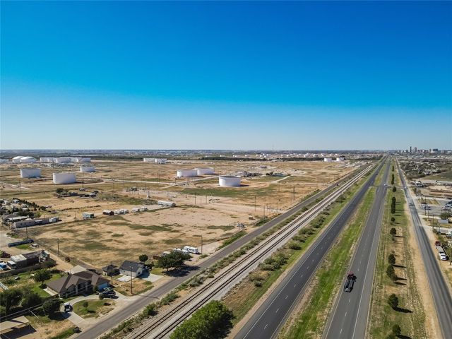 $400,000 | 3600 East Highway 80 | Eastside Edge