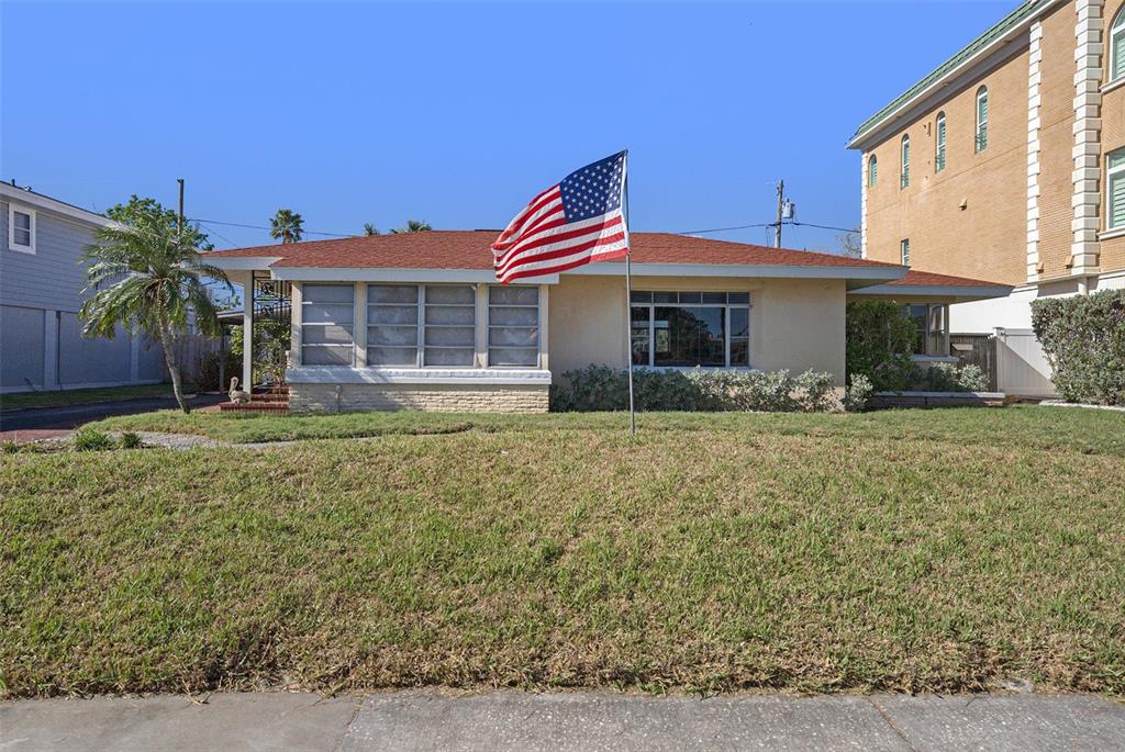 a front view of house with yard