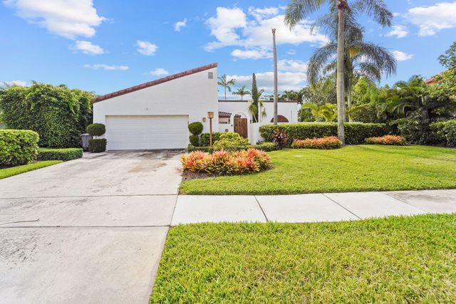 $1,275,000 | 7036 San Sebastian Circle | Boca del Mar