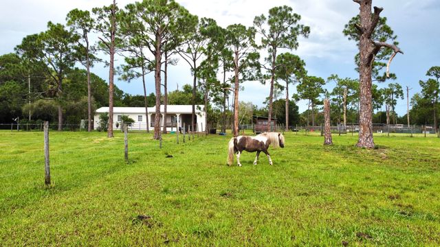 $900,000 | 13400 Northeast 104th Avenue | North Okeechobee