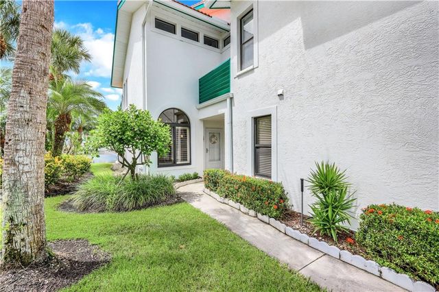 $469,000 | 2249 Anchorage Lane, Unit A | Central Naples