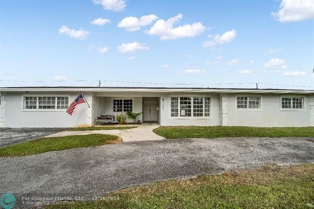 $1,599,000 | 8355 Southwest 89th Street | Kendall