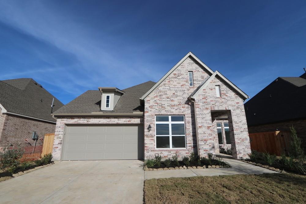 Welcome to The Fairlane by David Weekley Homes. **HOME ESTIMATED TO BE COMPLETE, JANUARY 2025**