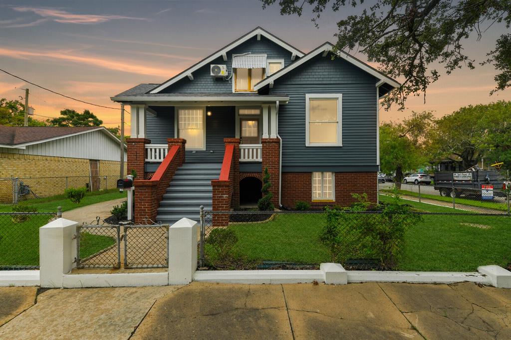 1801 40th Street is an iconic Craftsman c.1914 home situated on a corner setting in Galveston's Midtown. This home was completely renovated inside and out to showcase modern finishes while attributing to the original charm. Notice the abundance of fenced yard space surrounding the home. Note the home boasts a new roof.