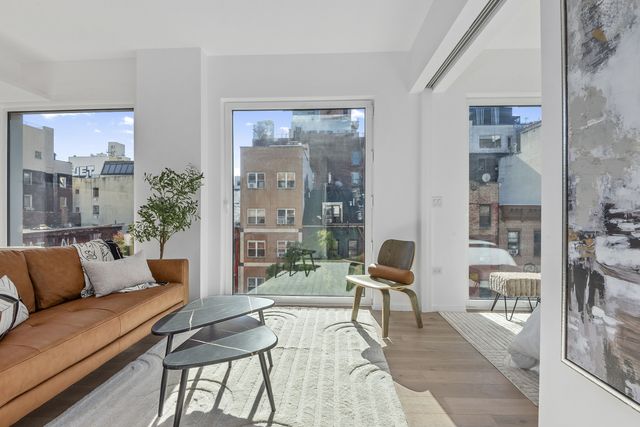 $2,425,000 | 330 Grand Street, Unit 4B | Lower East Side