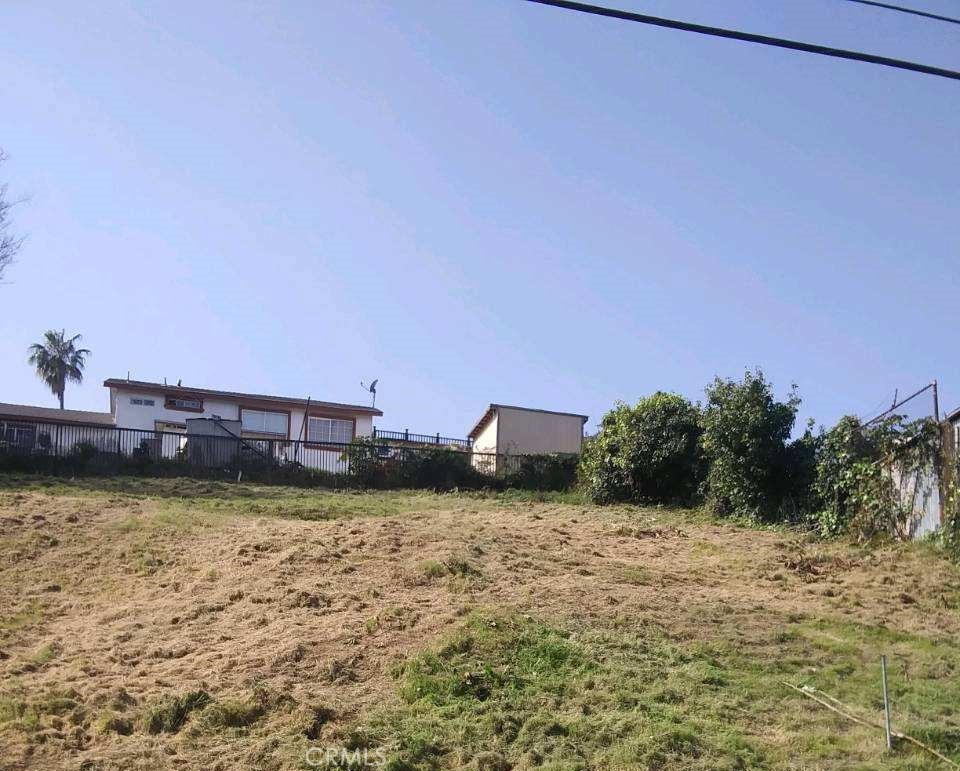 a view of a lake with houses