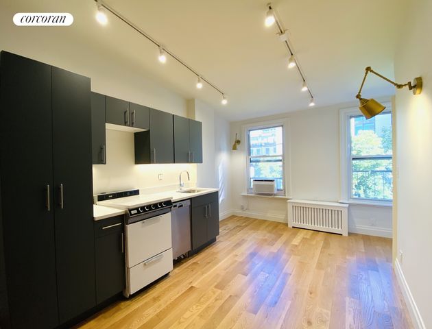 $3,000 | 111 North 9th Street, Unit 3L | Williamsburg