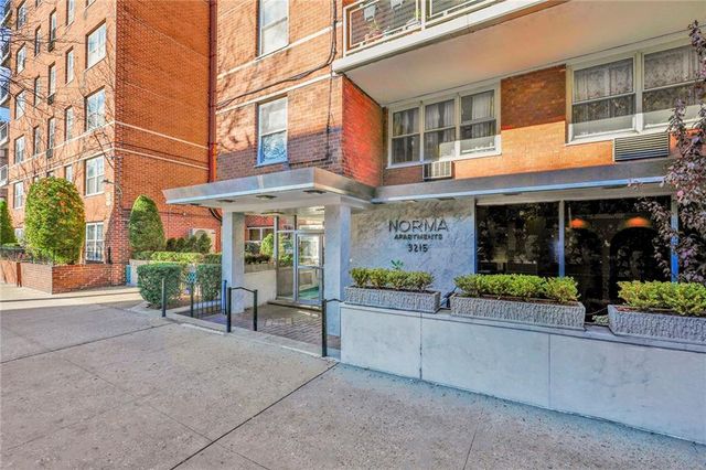 $599,000 | 3215 Avenue H, Unit 3P | Flatbush