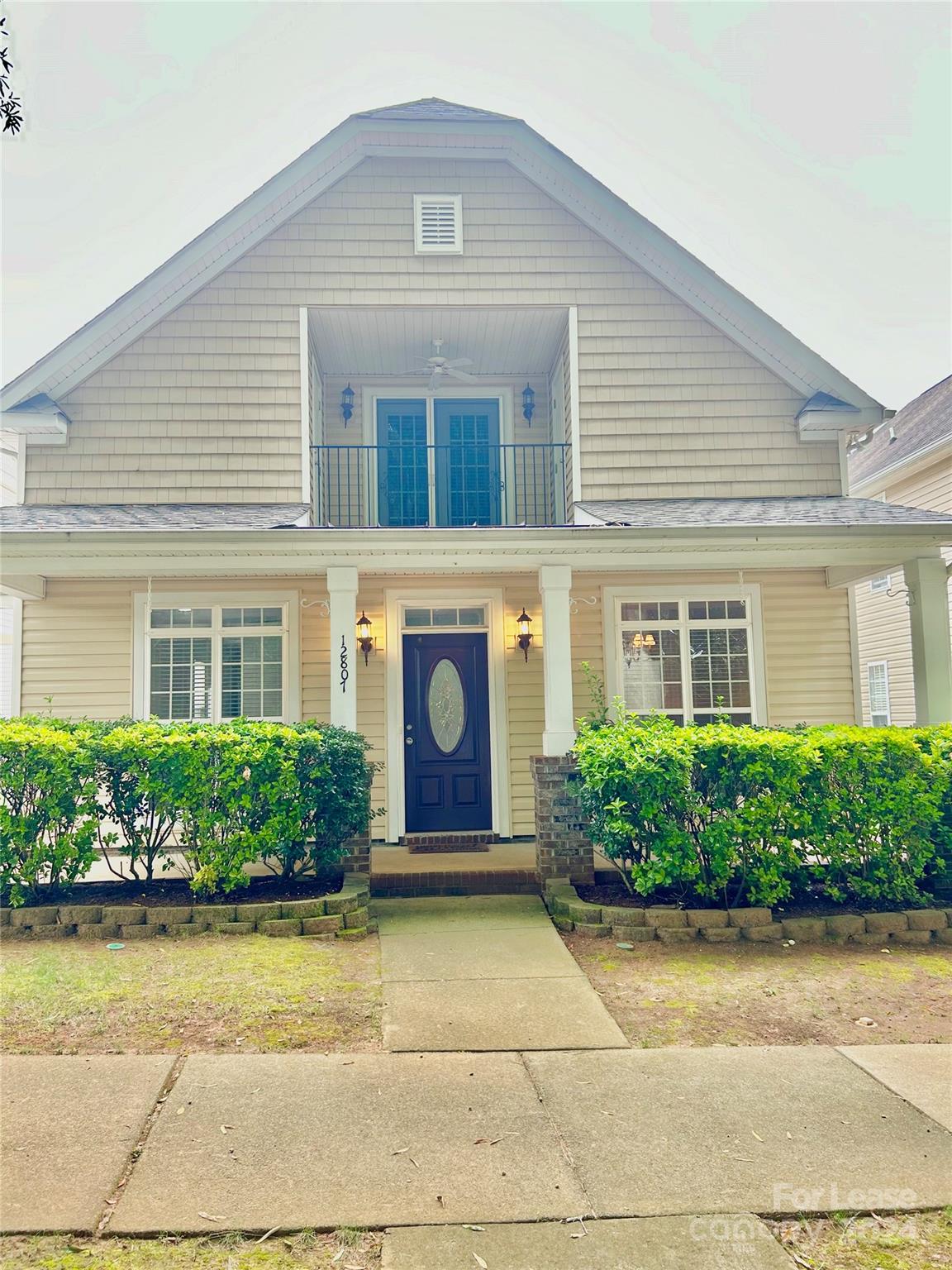 a front view of house with yard