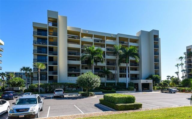 $11,000 | 1125 Gulf Of Mexico Drive, Unit 403 | Longboat Key