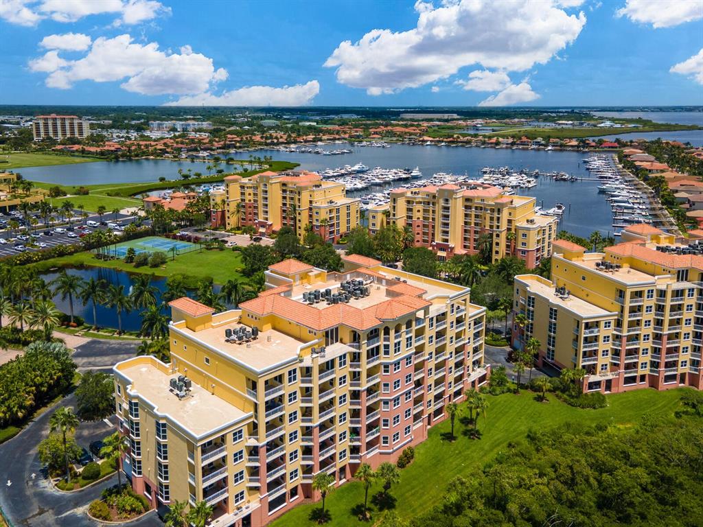 a picture of city view with lake view