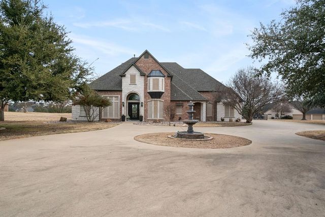 $849,999 | 1901 Yucatan Drive | Brazos Bend