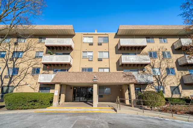 $259,000 | 280 North Westgate Road, Unit 329 | Mount Prospect