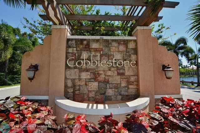 $549,000 | 1424 Southwest 147th Avenue, Unit 1424 | Cobblestone