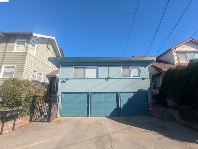 $1,200,000 | 5108 Fairfax Avenue | Fairfax - Oakland