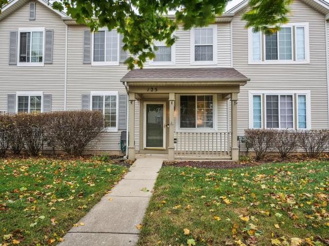 $256,900 | 125 Azalea Circle | Romeoville