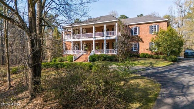 $985,000 | 198 Jennings Lane