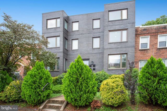 $825,000 | 909 Quincy Street Northwest, Unit 3 | Columbia Heights