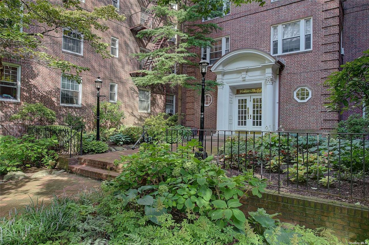 Entrance to property featuring french doors