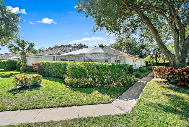 $479,000 | 8602 Chapman Oak Court | Palm Beach Gardens