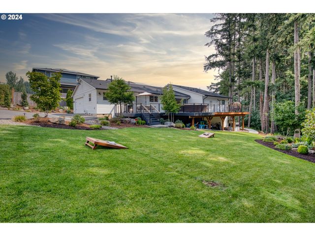 $869,900 | 11506 Southeast 147th Avenue | Happy Valley