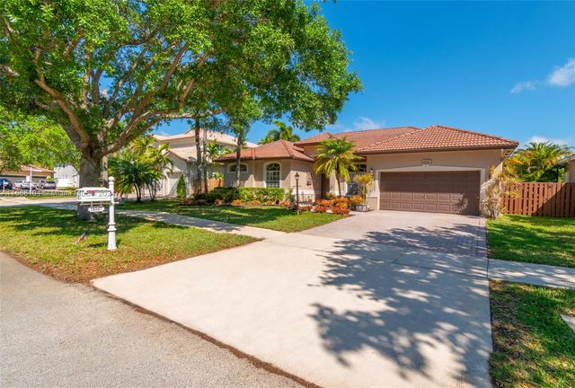 $839,000 | 16547 Mariposa Circle South | Pembroke Pines