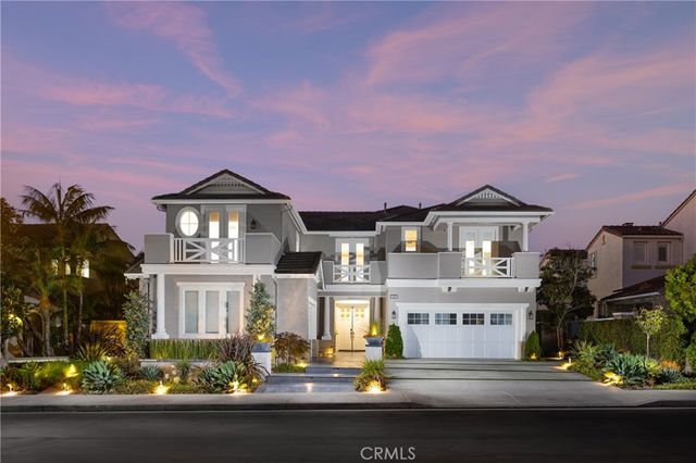 $4,250,000 | 6395 Fairwind Circle | West Huntington Beach