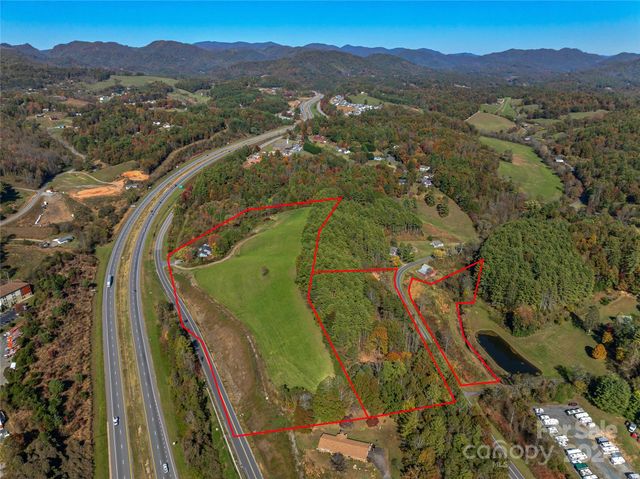 $3,674,000 | 1475 Crossroads Parkway