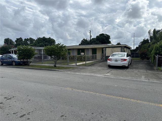 $452,900 | 350 West 36th Terrace | Hialeah