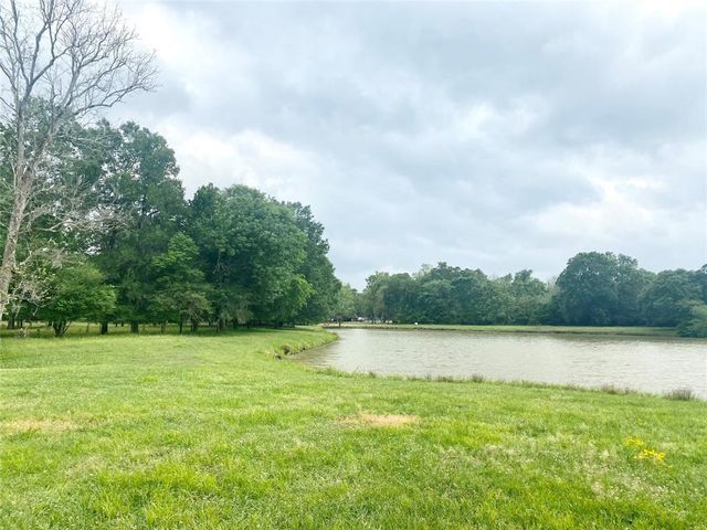 $16,000 | Lake Court