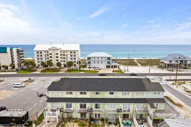 $524,900 | 8216 Gulf Boulevard, Unit D | Navarre Beach