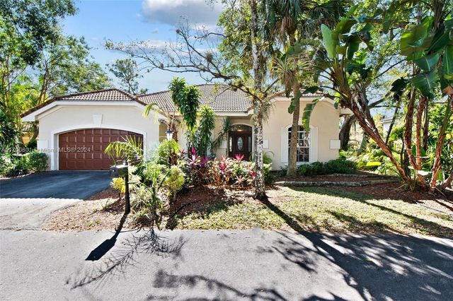 $664,900 | 3633 High Pine Drive | Coral Springs