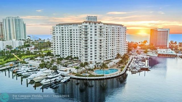 $1,075,000 | 1 Las Olas Circle, Unit 404 | Venetian