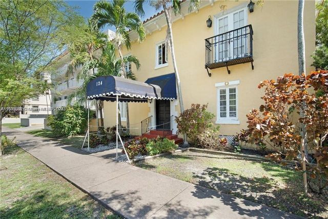 $199,000 | 124 Mendoza Avenue, Unit 3 | Central Gables