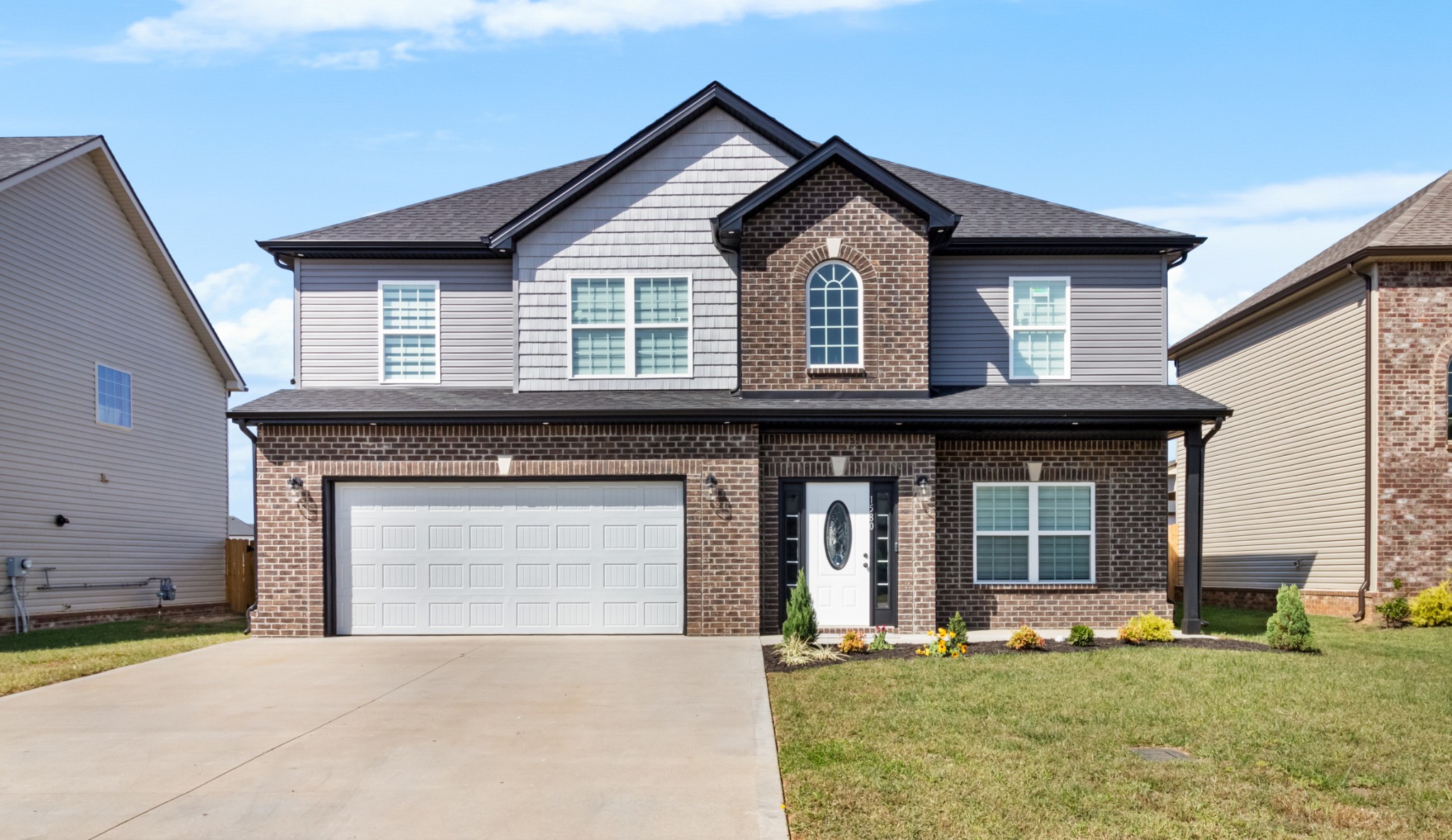 Welcome to 1580 Kestrel Dr! This Could Be Your New Home! Beautiful Soffit Lighting Along the Eaves of the Front & a Covered Porch!