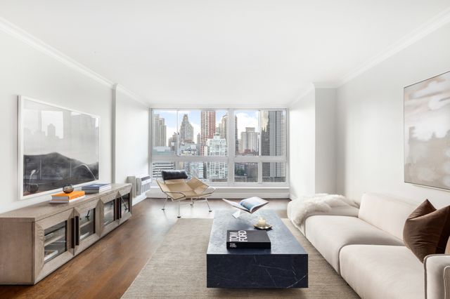 $1,700,000 | 595 Main Street, Unit 508 | Roosevelt Island