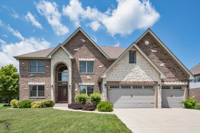 $699,900 | 23060 Devonshire Lane | Frankfort