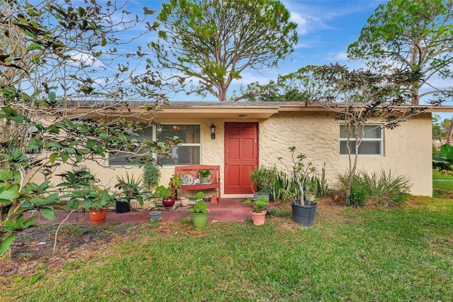 $329,000 | 412 Southwest Natura Avenue | Village at Tivoli