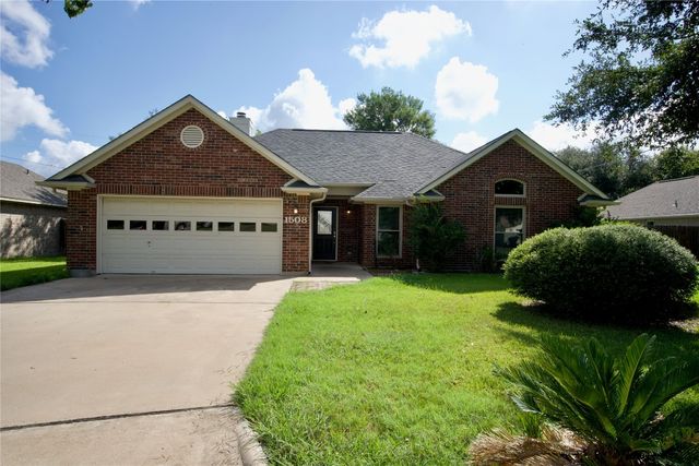 $324,990 | 1508 Sunrise Terrace | Lockhart