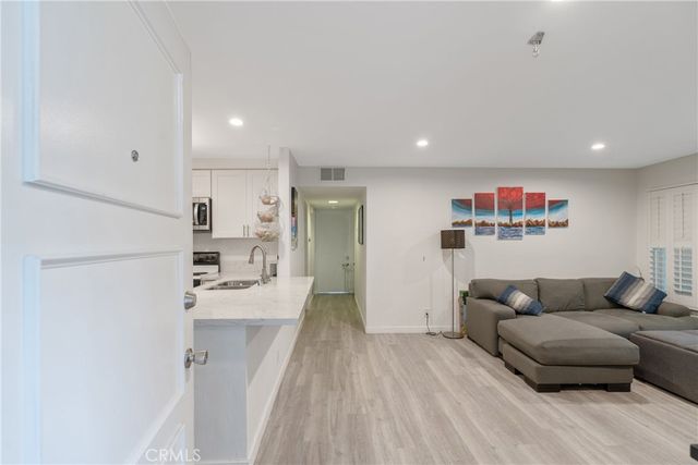 $595,000 | 8712 Chessington Drive, Unit 255D | North Inglewood