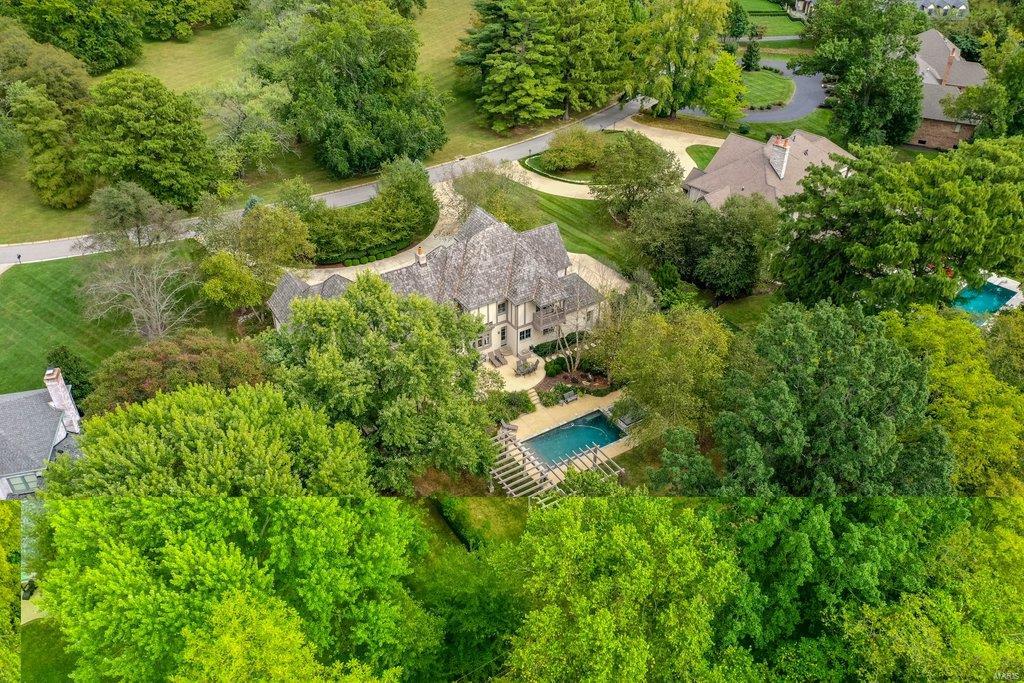 This $7 Million Tuscan-Style Manse in Texas Comes With a Tree House