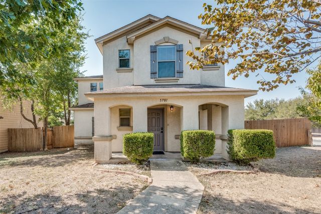 $2,150 | 5701 Viewpoint Drive | McKinney