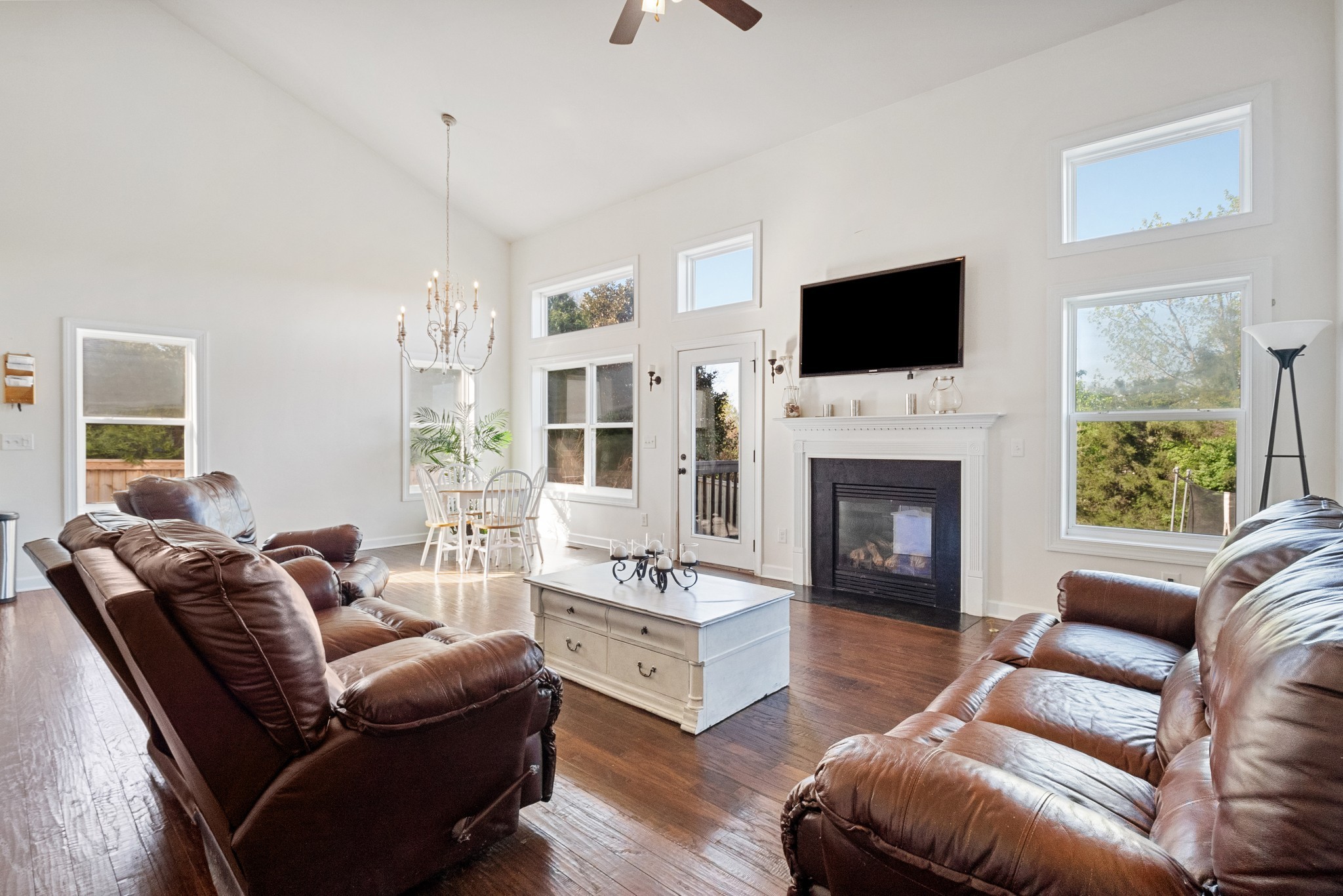 Large living room with gas fireplace