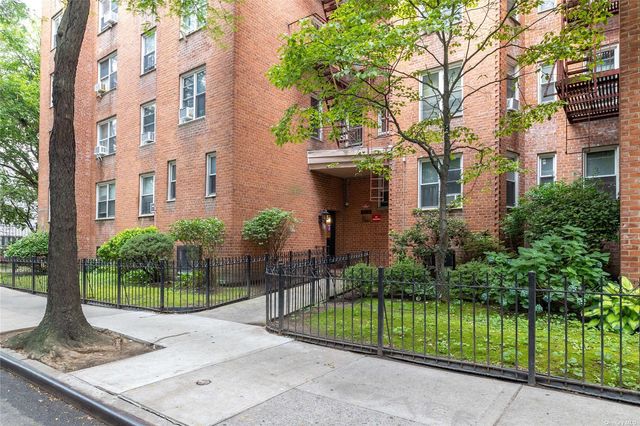 $499,000 | 33-26 82nd Street, Unit 5H | Jackson Heights