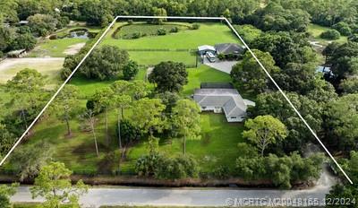 5 Acres in Palm City Farms